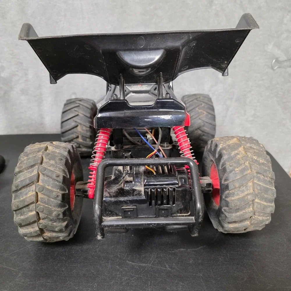 New Bright Scorpion Pro RC Monster Truck 12.8V FOR PARTS As Is Hobby Collectible
